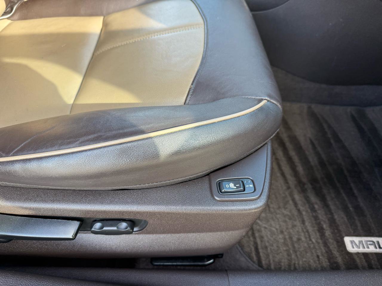 Used 2011 Chevrolet Malibu LTZ w/ HFV6 Engine Package image 26