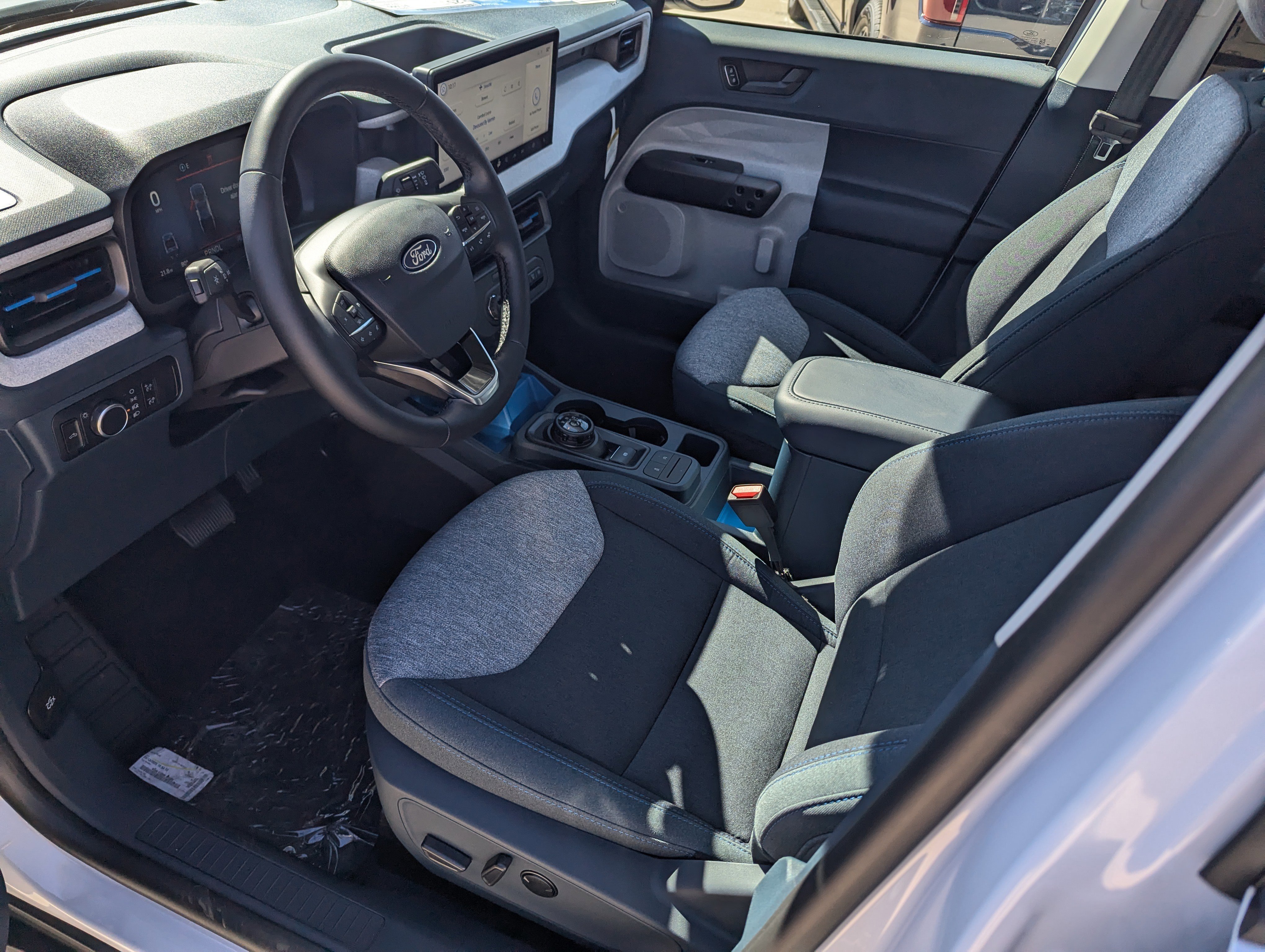 New 2025 Ford Maverick XLT w/ XLT Luxury Package image 10