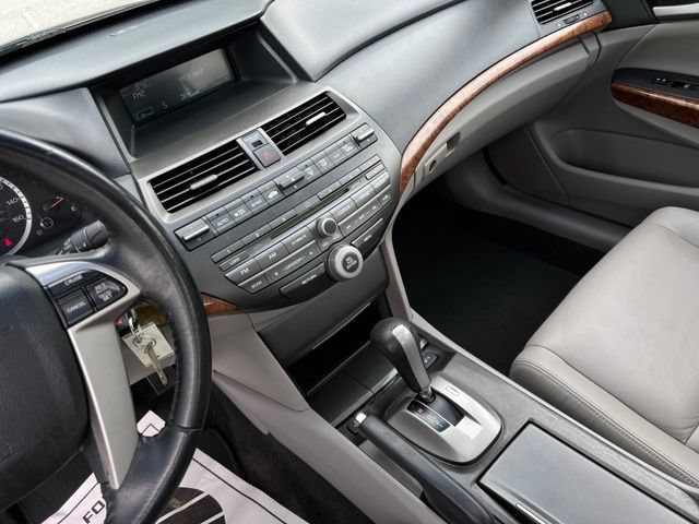 Used 2011 Honda Accord EX-L image 29