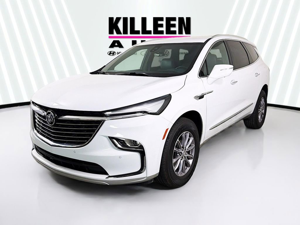 Used 2024 Buick Enclave Premium image 3