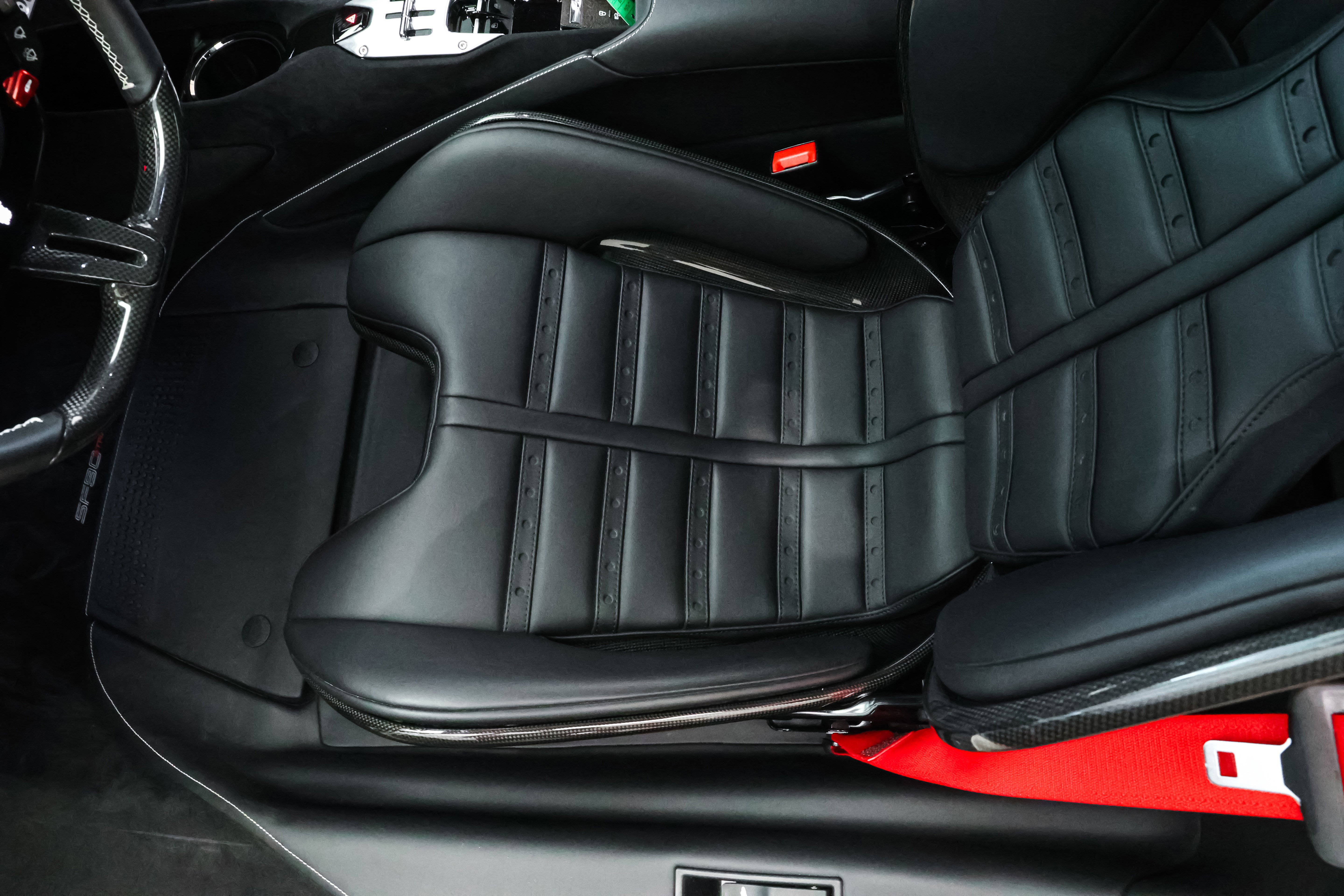 Used 2023 Ferrari SF90 Stradale image 28