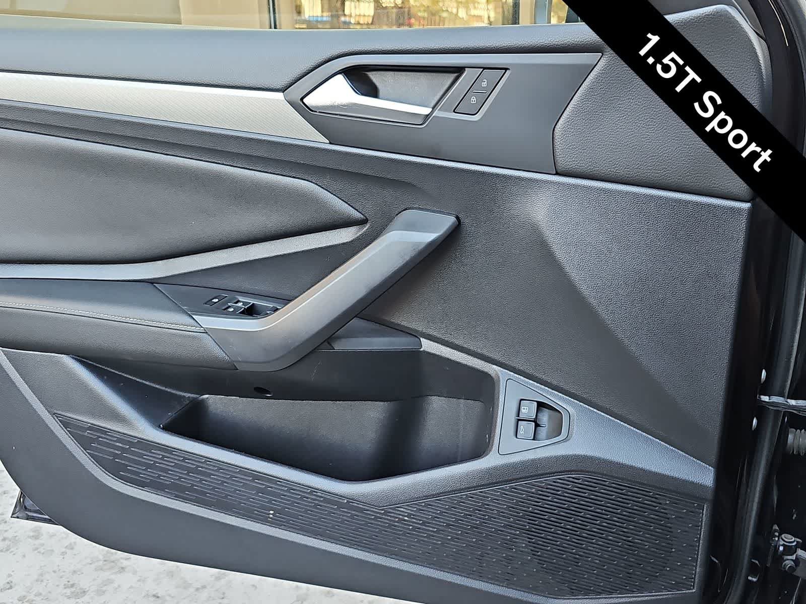Used 2022 Volkswagen Jetta Sport FWD image 25