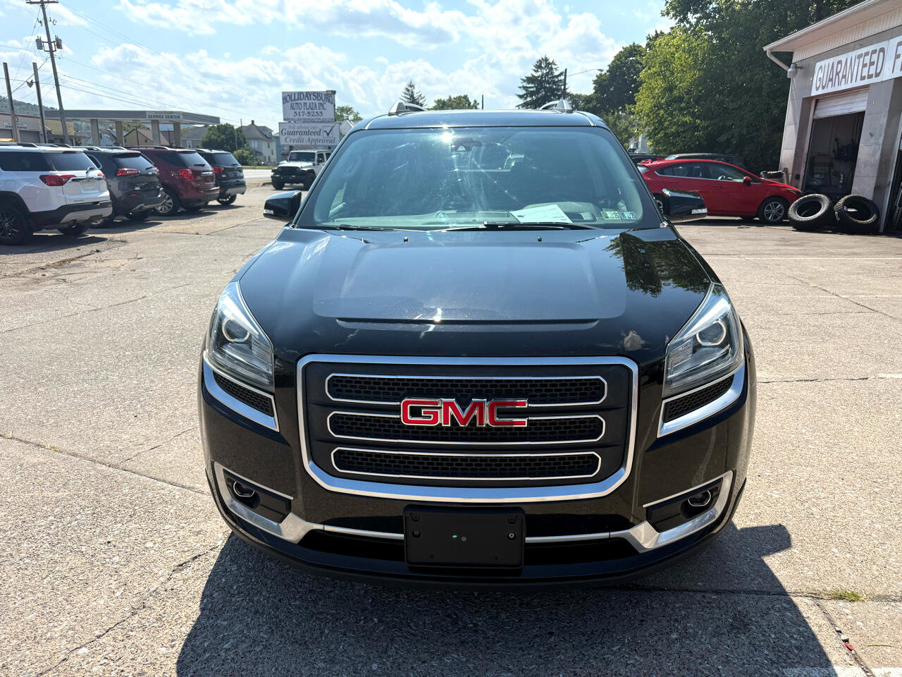 Used 2017 GMC Acadia Limited SLT image 2