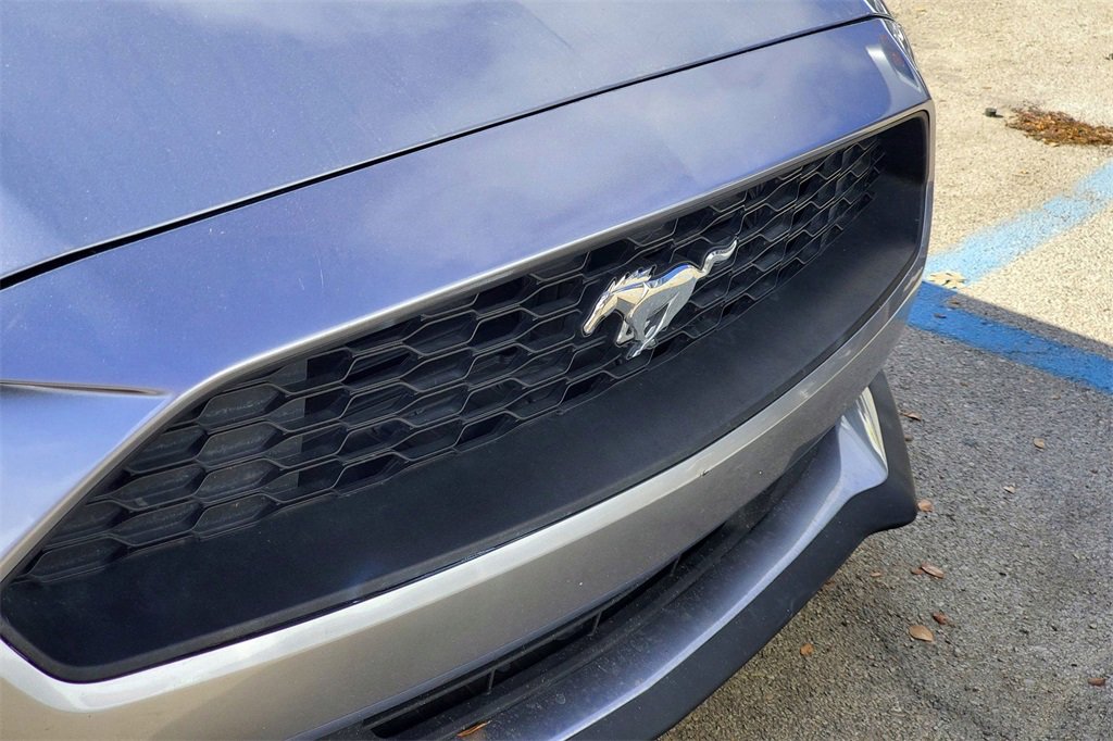 Used 2023 Ford Mustang Premium image 3