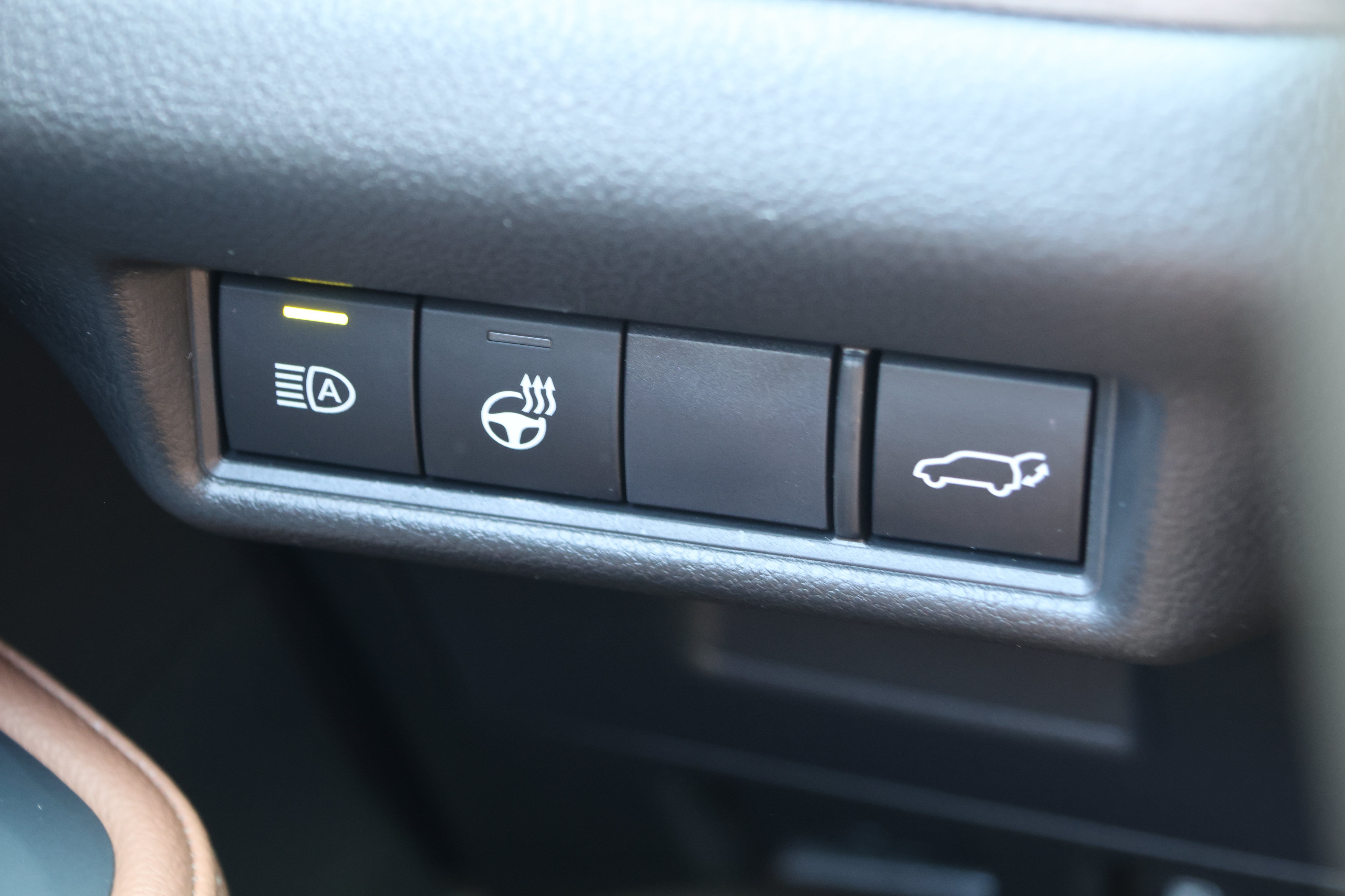 Used 2025 Toyota Grand Highlander AWD image 15