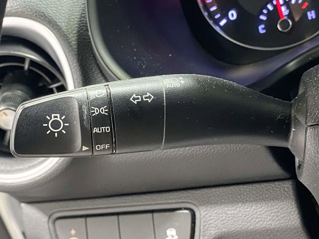 Used 2023 Kia Forte LXS image 22