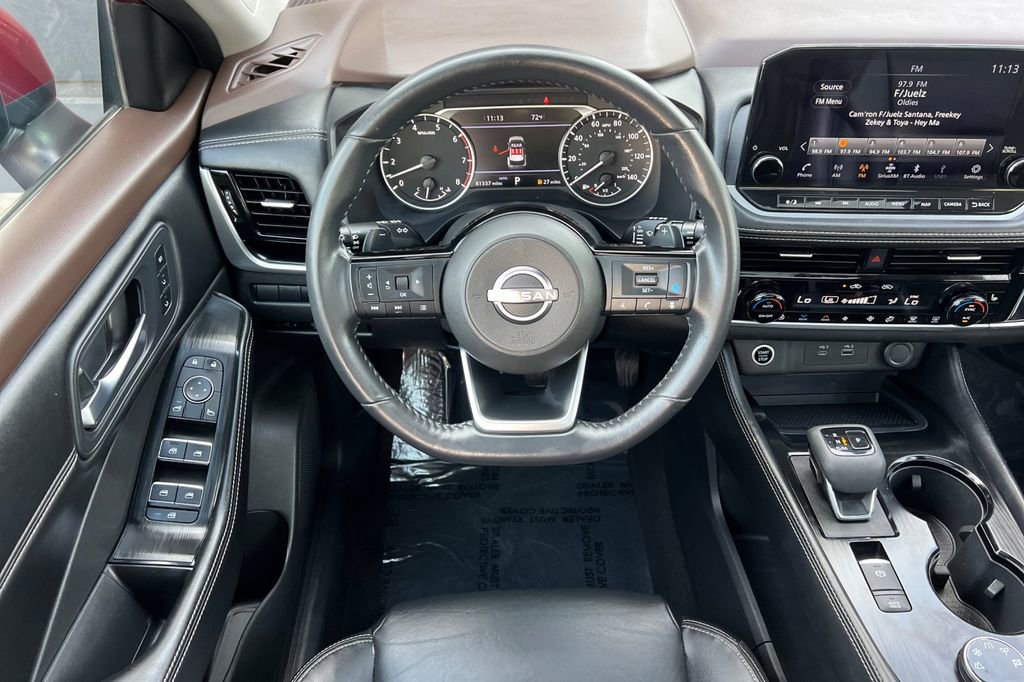 Used 2023 Nissan Rogue SL w/ SL Premium Package image 18