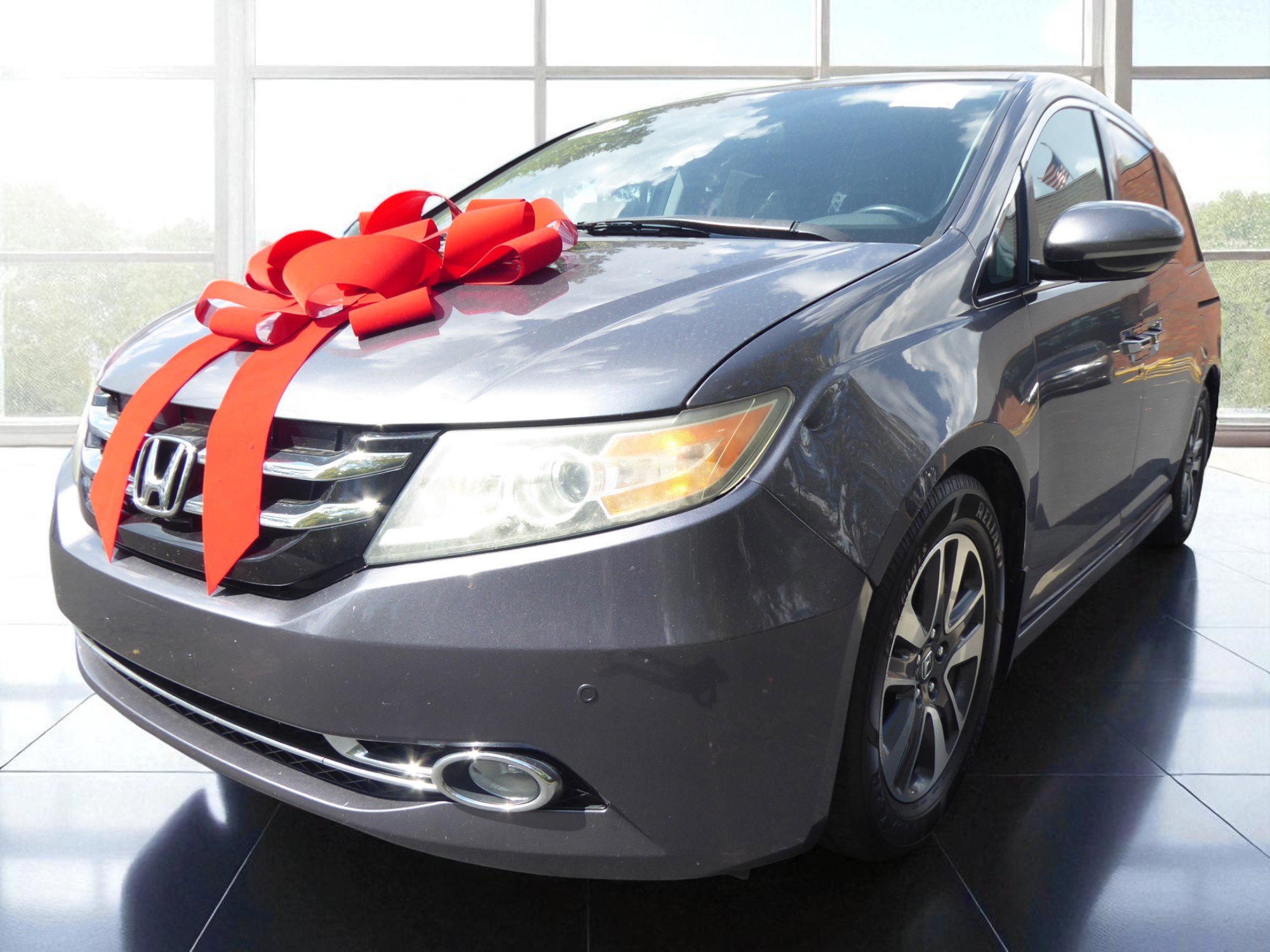 Used 2016 Honda Odyssey Touring Elite image 5