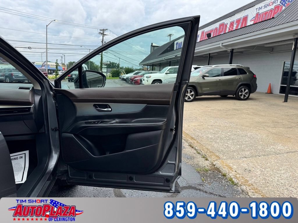 Used 2025 Nissan Murano Platinum w/ Cargo Package AWD/4WD image 51