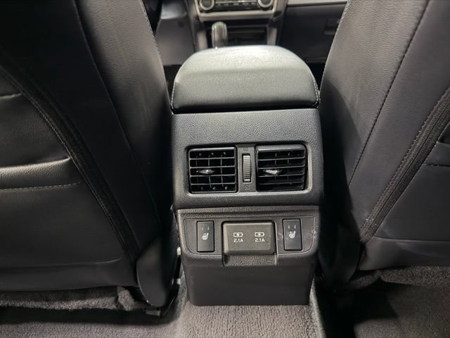 Used 2019 Subaru Outback 3.6R Limited AWD/4WD image 19