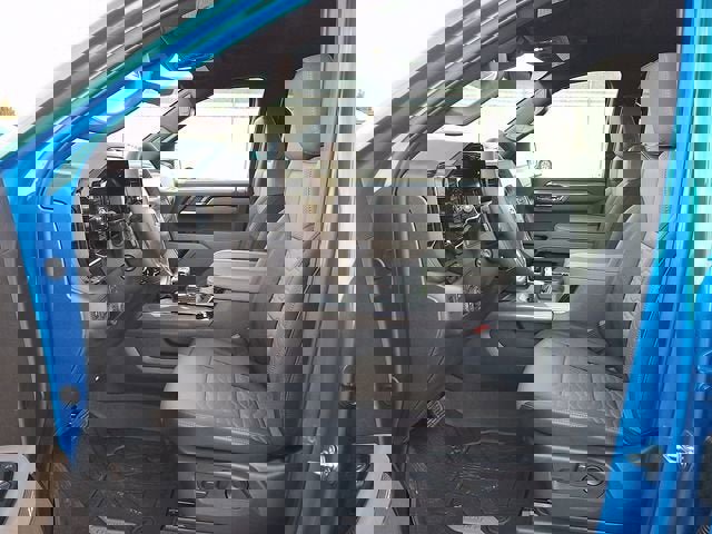 New 2026 Chevrolet Silverado 1500 ZR2 w/ LPO, Dark Essentials Package image 7