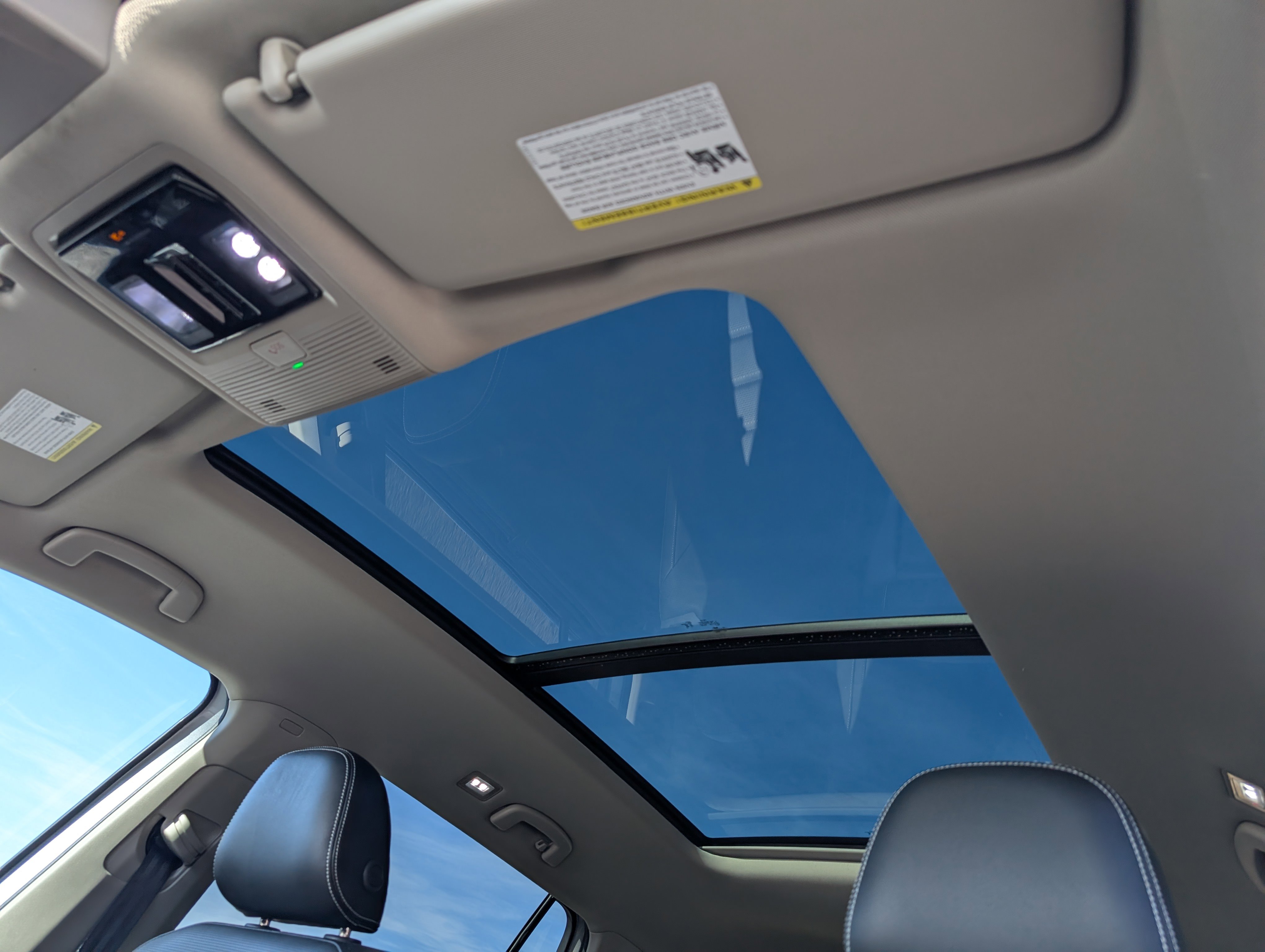 Used 2024 Volkswagen Atlas SEL image 15