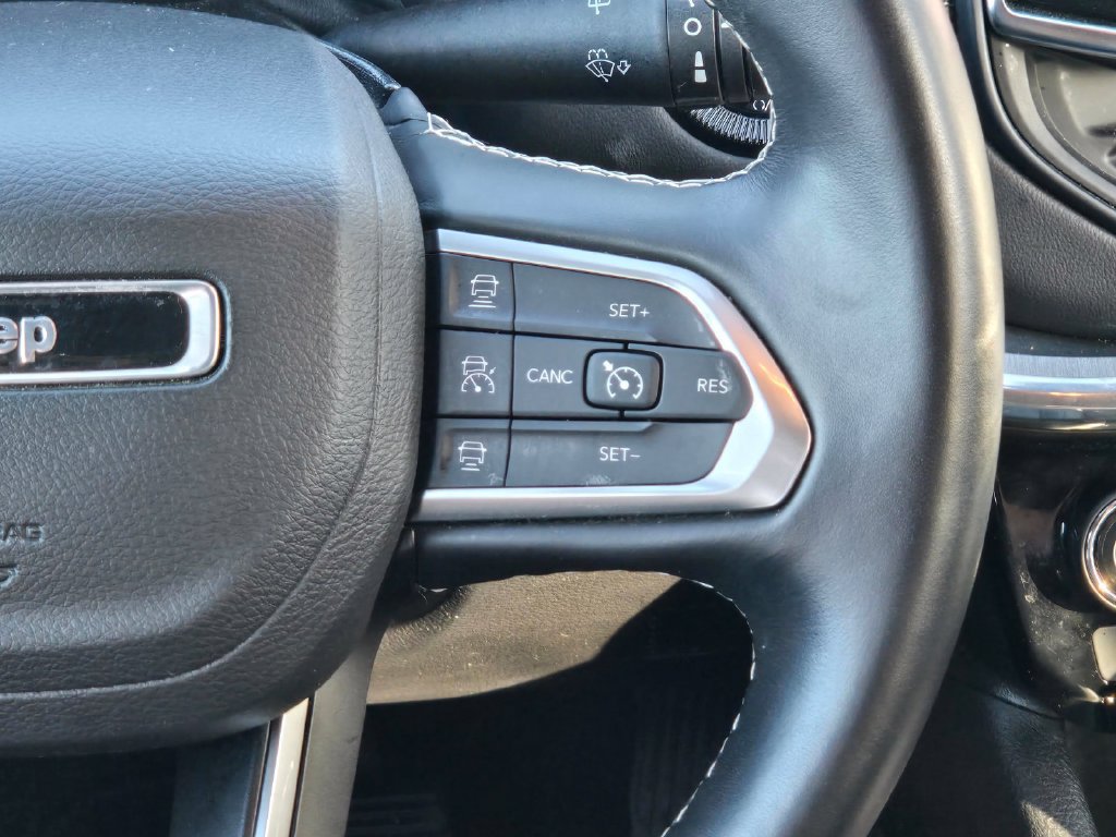 Used 2022 Jeep Compass High Altitude AWD/4WD image 16