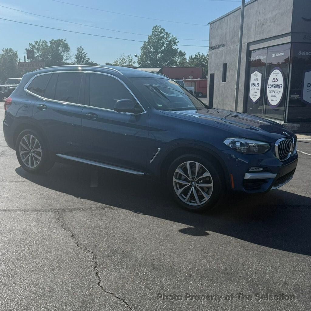 Used 2019 BMW X3 xDrive30i w/ Driving Assistance Package AWD/4WD image 2