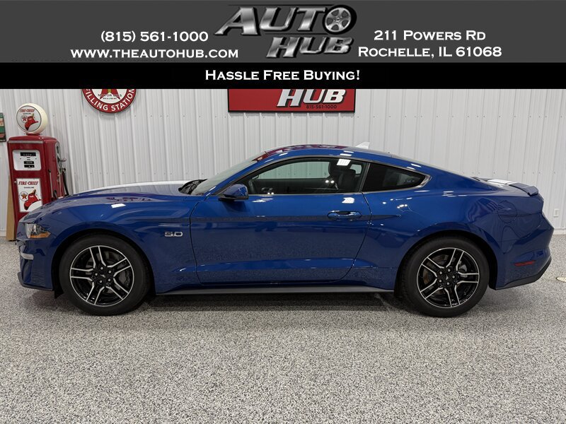 Used 2022 Ford Mustang GT Premium w/ Equipment Group 401A RWD image 1