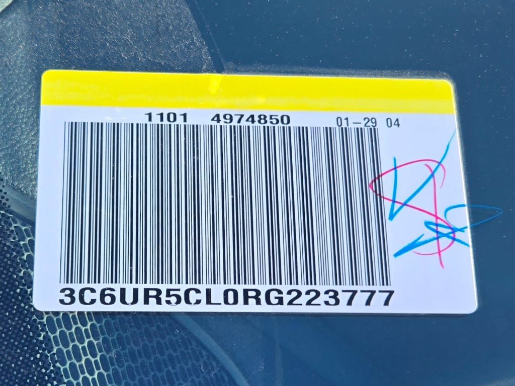 Used 2024 RAM 2500 Tradesman w/ Chrome Appearance Group image 30