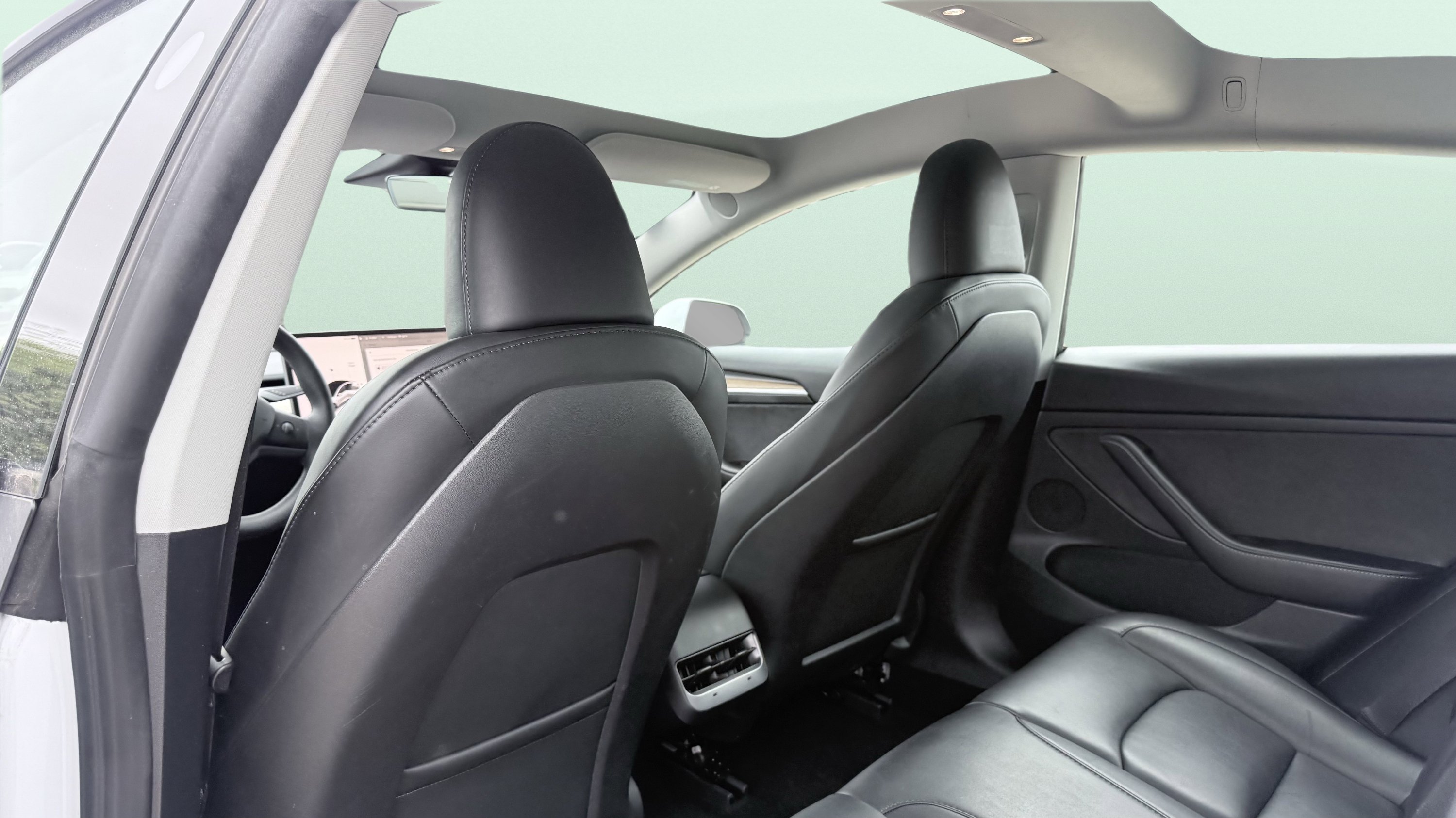 Used 2023 Tesla Model 3 Standard Range RWD image 36
