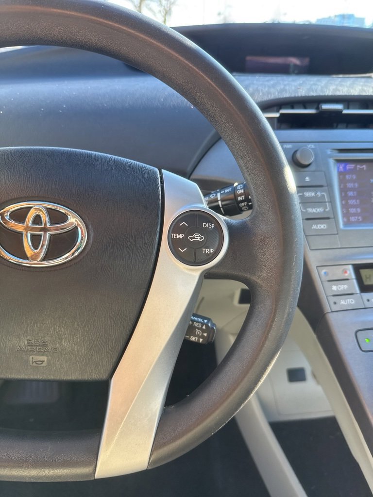 Used 2014 Toyota Prius Two image 31