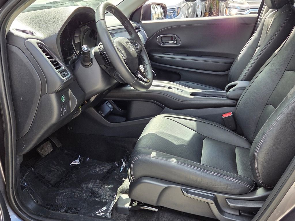 Used 2021 Honda HR-V EX-L image 9