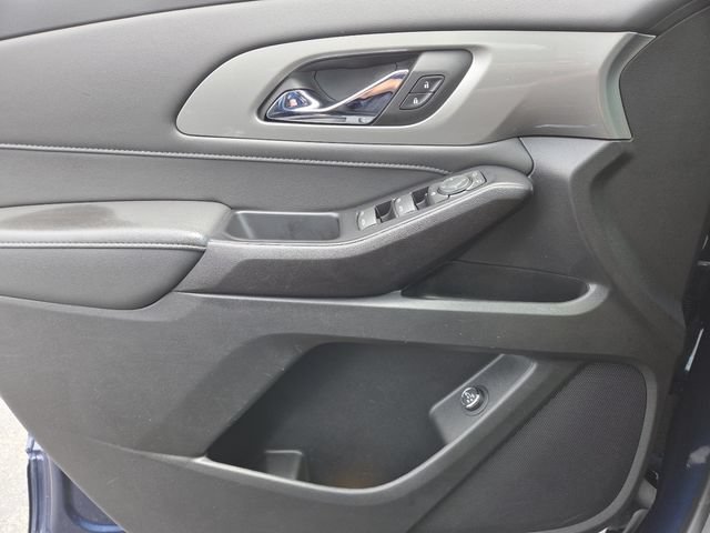 Certified 2023 Chevrolet Traverse LT FWD image 33