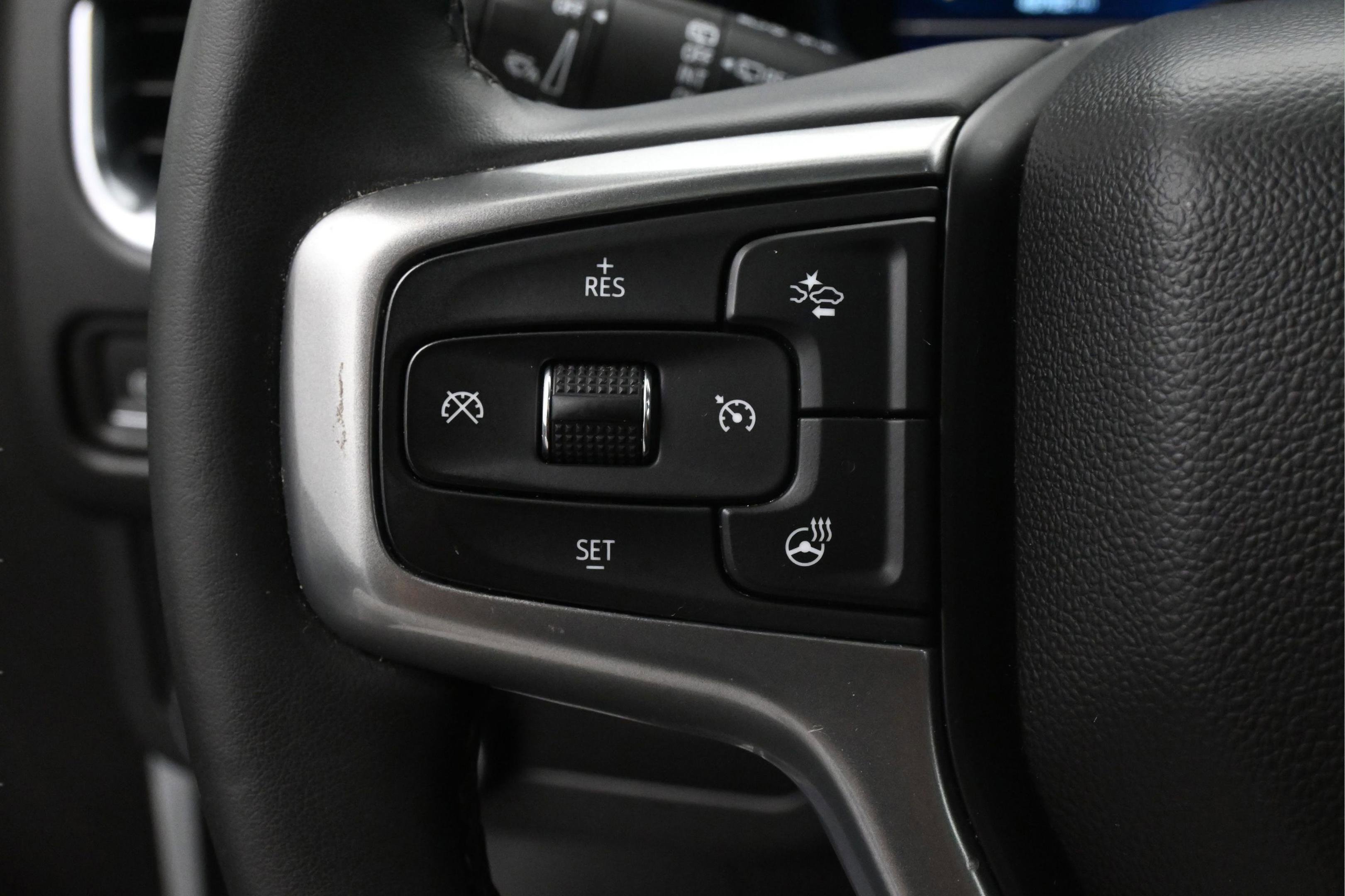 Used 2023 Chevrolet Tahoe LT w/ Luxury Package AWD/4WD image 21