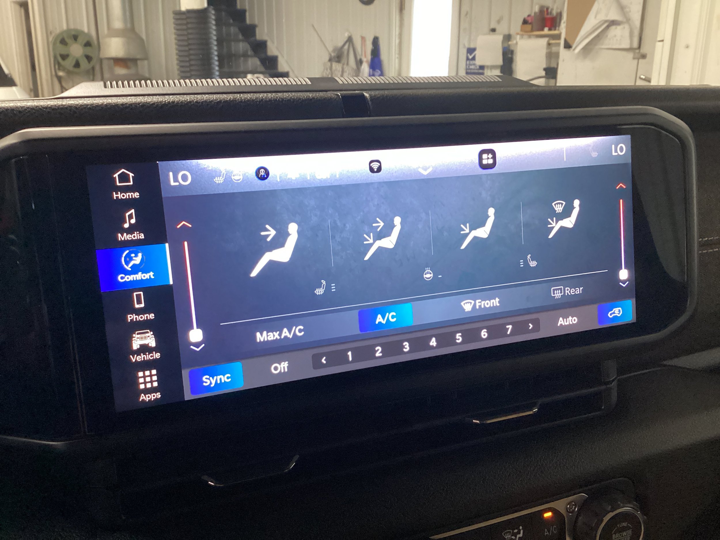 Used 2025 Jeep Wrangler Unlimited Sport S 4xe AWD/4WD image 25