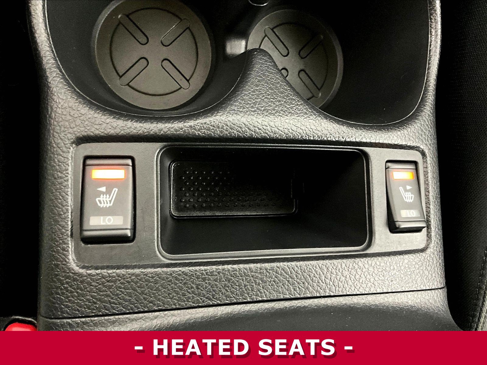 Used 2019 Nissan Rogue SV w/ Sun & Sound Touring Package AWD/4WD image 38