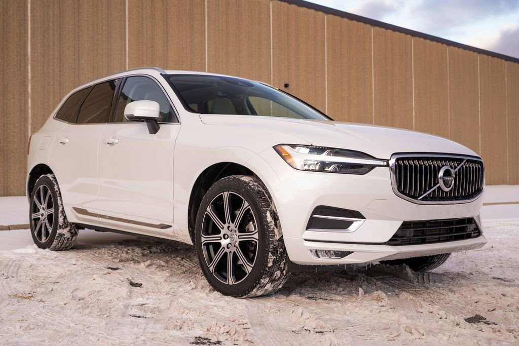 Used 2021 Volvo XC60 T5 Inscription w/ Advanced Package image 2
