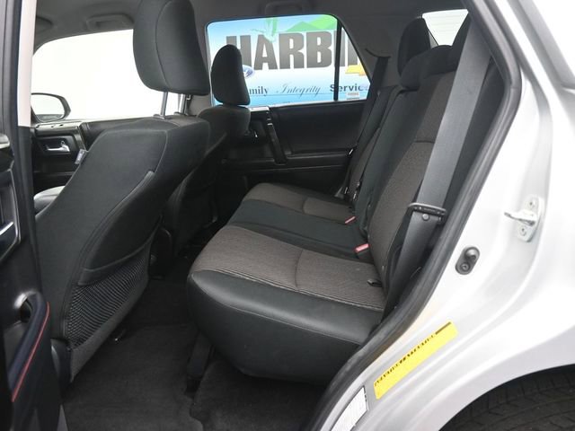 Used 2024 Toyota 4Runner TRD Off-Road image 9