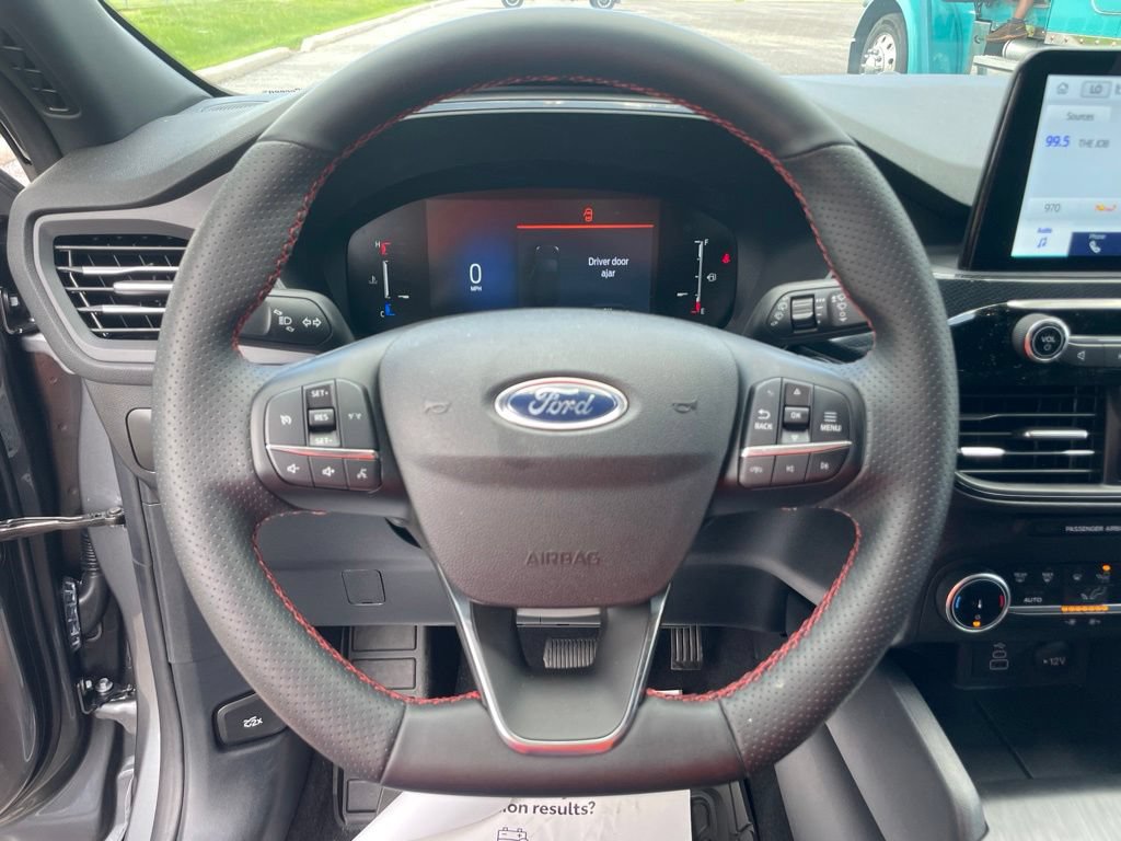 Used 2026 Ford Escape ST-Line FWD image 25