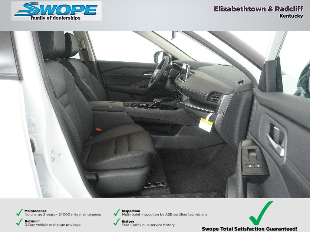 Used 2026 Nissan Rogue SV AWD/4WD image 11