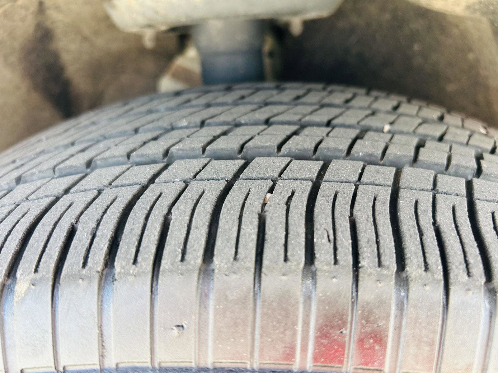 Used 2023 Chrysler Voyager LX image 39