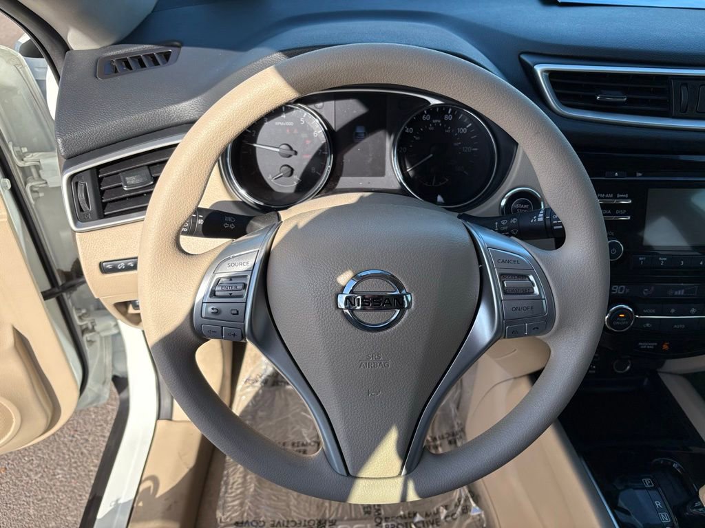 Used 2015 Nissan Rogue SV image 17