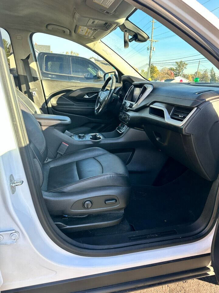 Used 2020 GMC Terrain SLT w/ Preferred Package image 19