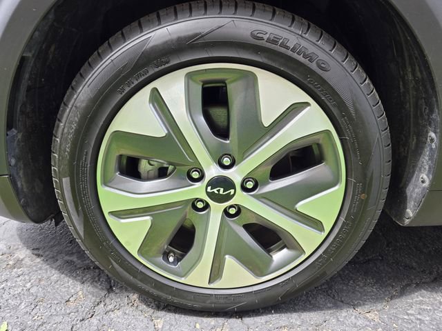 Used 2022 Kia Niro EX w/ Cold Weather Package image 51