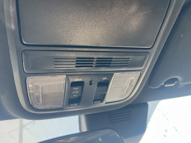 Used 2018 Honda Accord Sport image 19