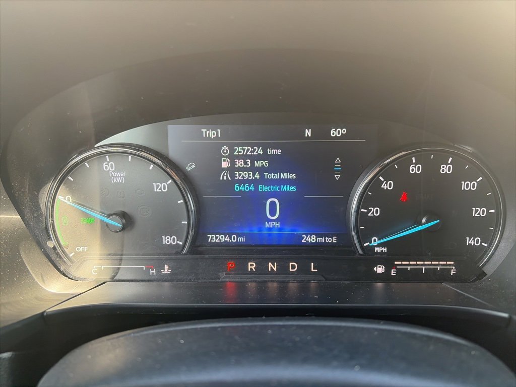 Used 2022 Ford Escape SE image 24