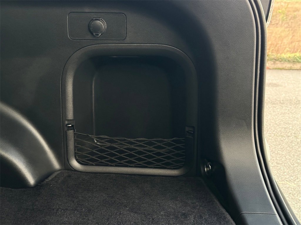 Used 2024 Toyota RAV4 Limited image 31