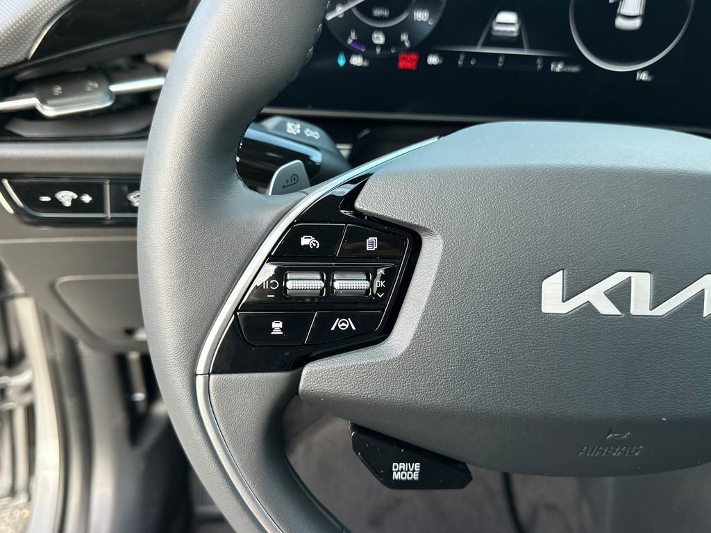 New 2026 Kia Niro Wind FWD image 26