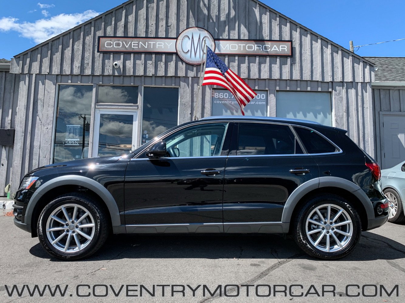 Used 2017 Audi Q5 2.0T Premium Plus w/ Technology Package image 1