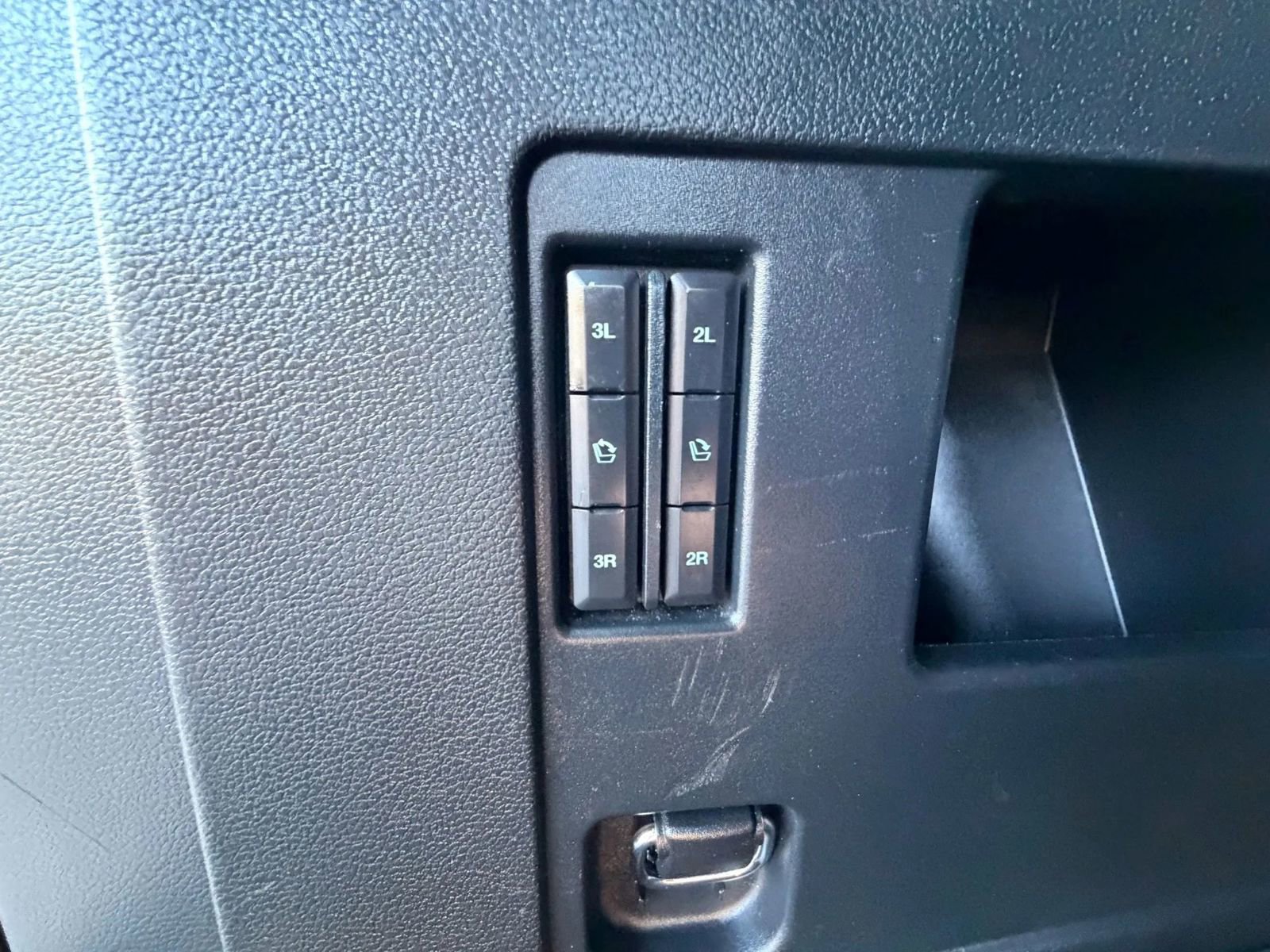 Used 2020 Ford Expedition Limited w/ Equipment Group 303A RWD image 49
