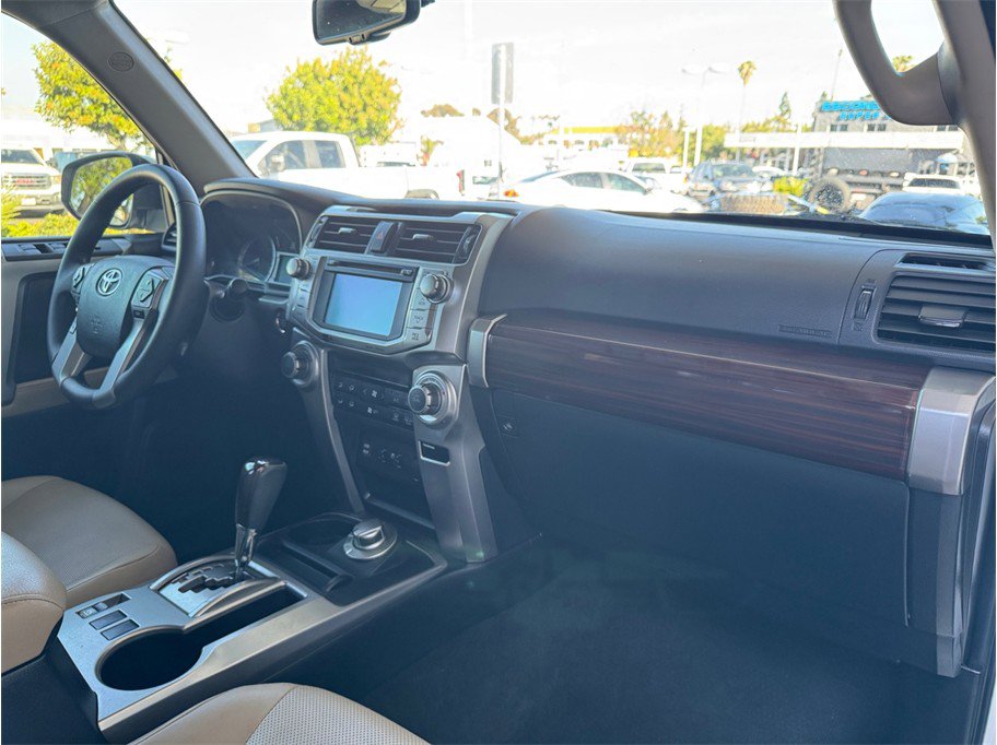Used 2016 Toyota 4Runner Limited AWD/4WD image 24