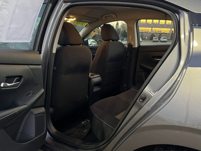 Used 2021 Nissan Sentra SV image 28