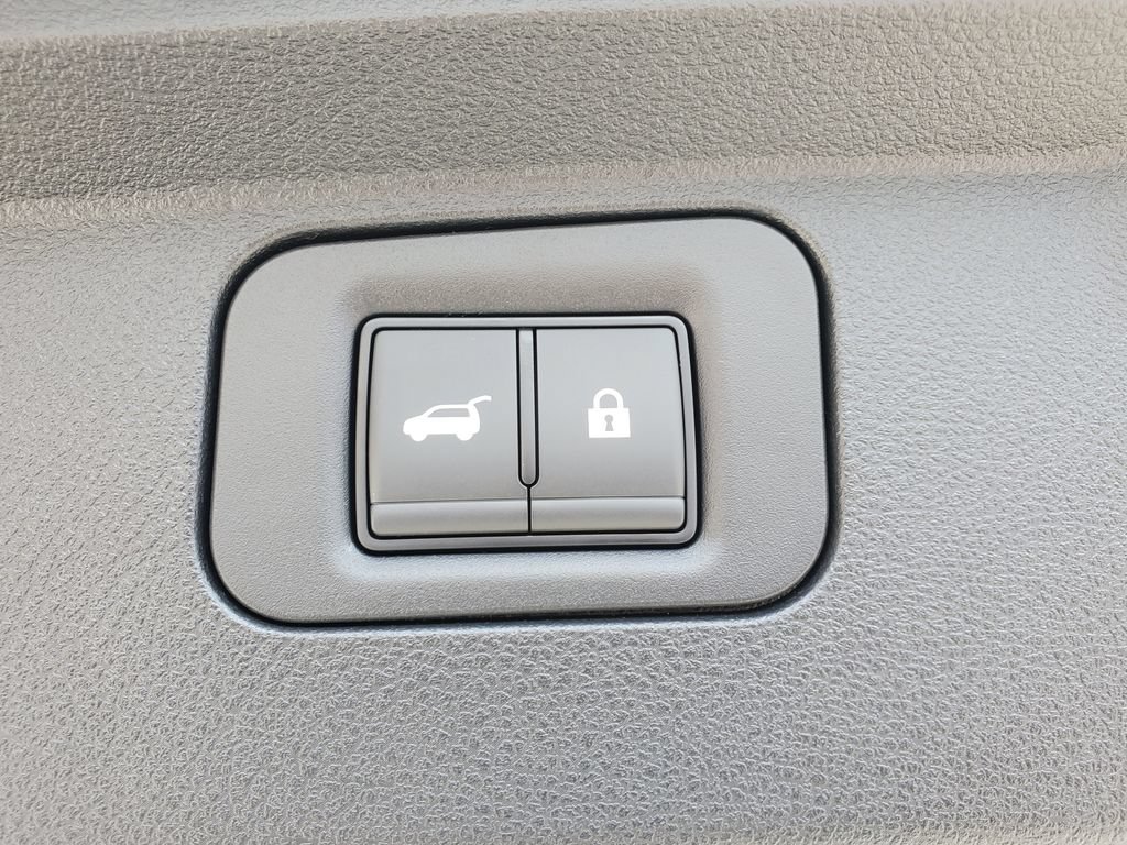 New 2026 Nissan Armada PRO-4X w/ Captain's Chari Seat Package AWD/4WD image 15