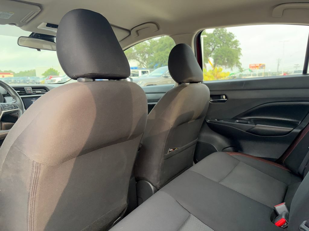 Used 2021 Nissan Versa SR FWD image 24