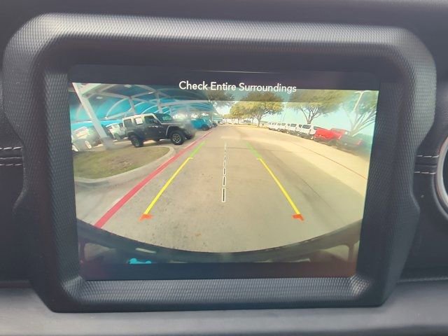 Used 2023 Jeep Wrangler Unlimited Sahara w/ Cold Weather Group image 6