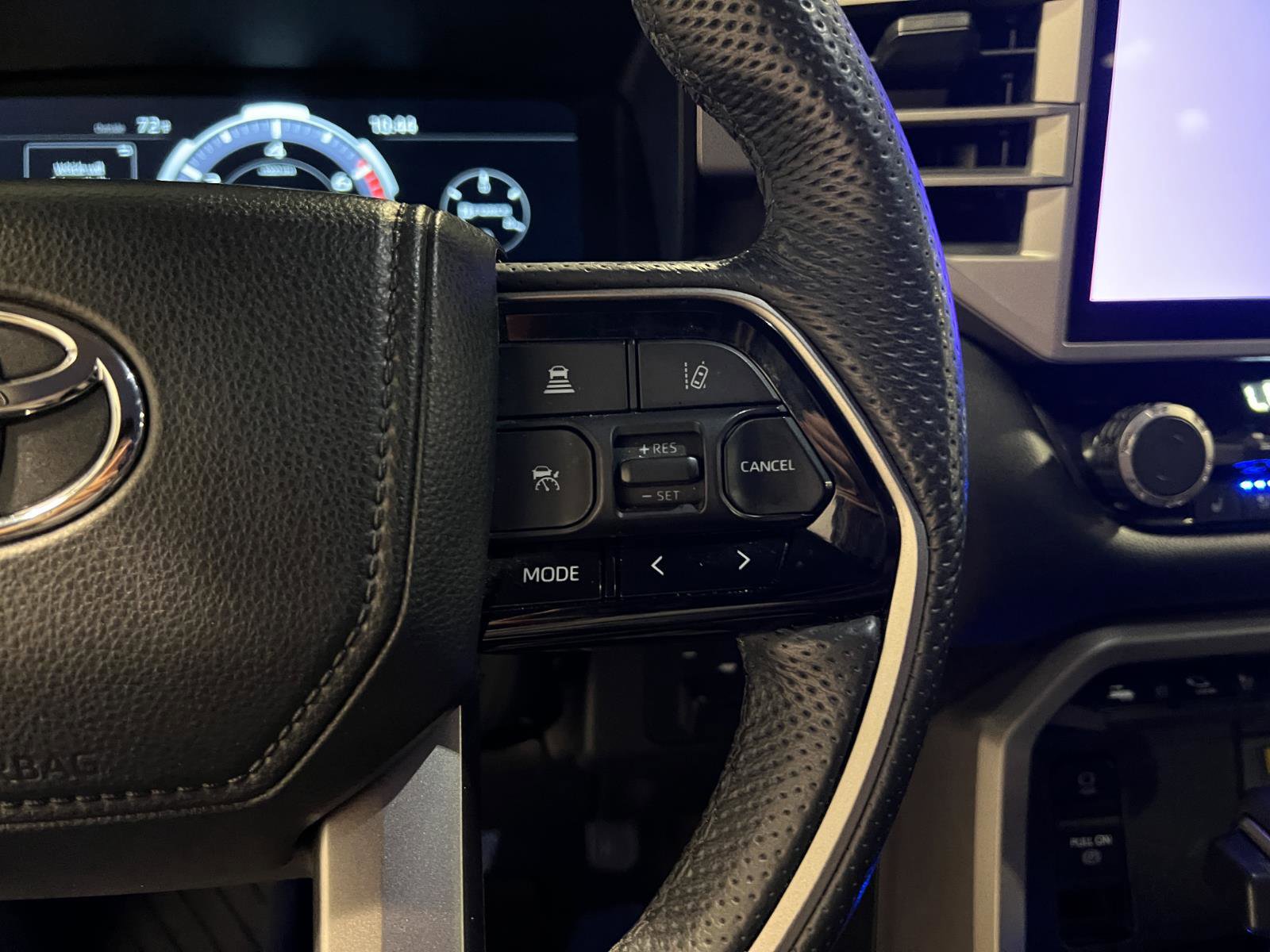 Used 2024 Toyota Tundra Limited AWD/4WD image 14