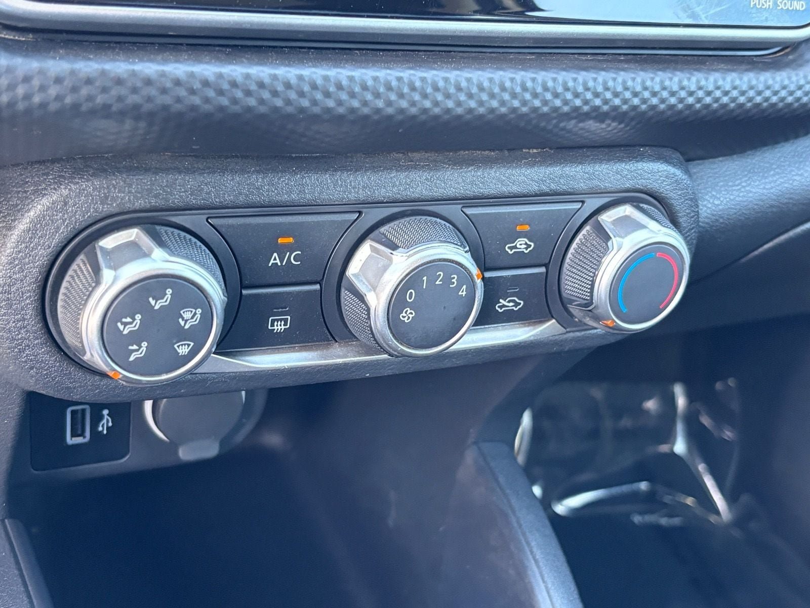 Used 2024 Nissan Kicks S FWD image 27