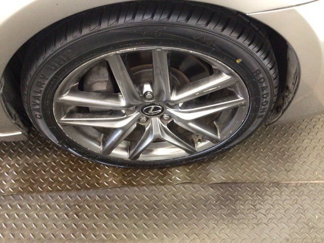 Used 2017 Lexus IS 200t F Sport w/ F Sport Package RWD image 28