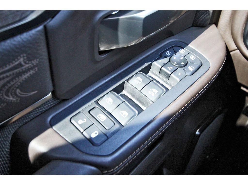 Used 2025 RAM 3500 Longhorn image 23